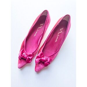 Vintage Nina Women's Pink Velvet Pointed Toe Kitten Heel Pumps with Bow Size 75M